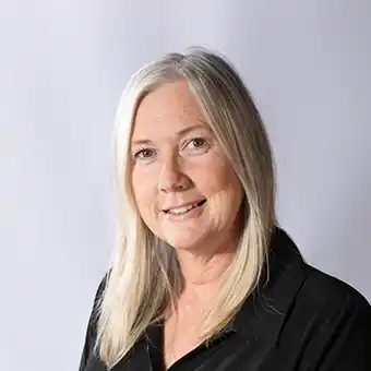 Julie Curtis